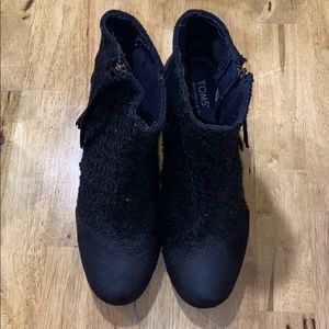 Toms Black tweed wedges
